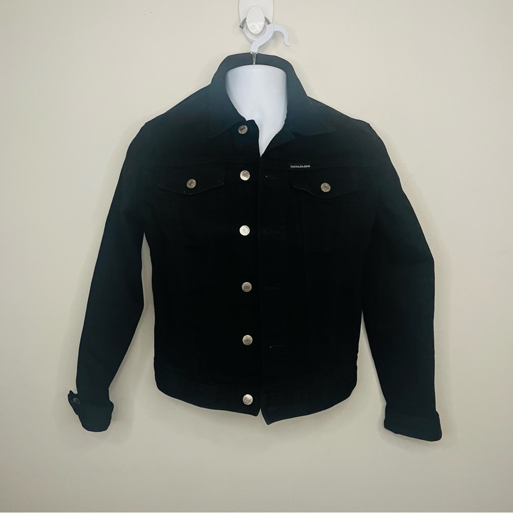 CALVIN KLEIN WOMEN DENIM TRUCKER JACKET